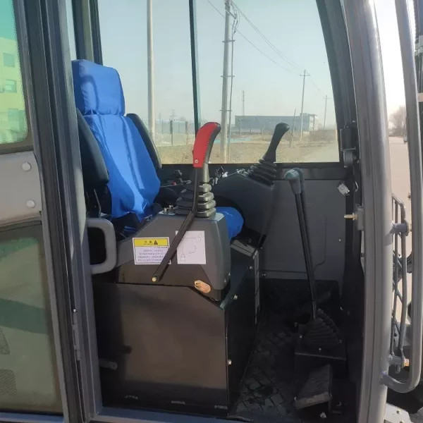 3 Tonnen Minibagger / billig Bagger / weit verbreitet geschlossener Kabinenbagger - Görsel 2