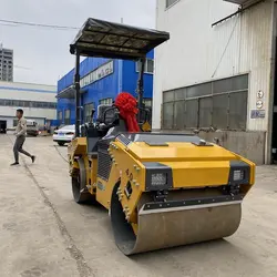 Kleine hydraulische Vibrationswalze Asphalt 4ton Doppeltrommel Road Roller zum Verkauf - Görsel 3