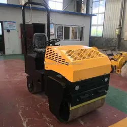 China 0,9 Tonnen Mini Vibrationsstraßenwalze / 900kg Straßenwalze zum Verkauf
