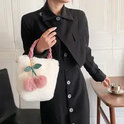 Neueste trendige kreative haarige Pelzplüsch-weiche nette Damen-Mädchen-Designer-Taschen mit Kugel-Anhänger samt rosafarbener Handtasche für Frauen - Görsel 4